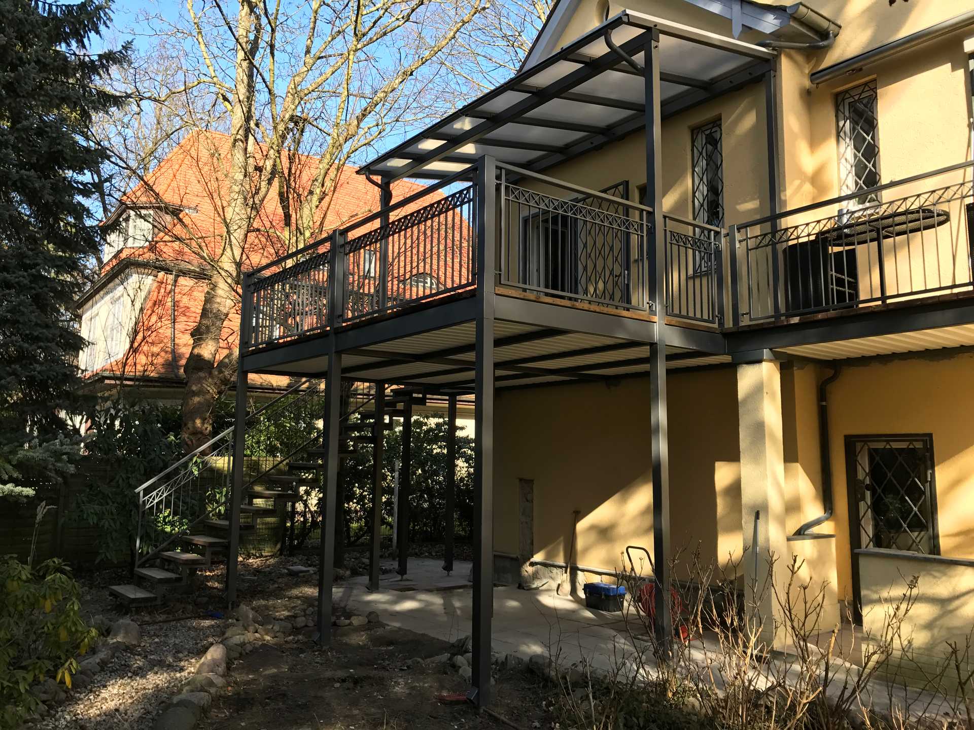 BS027 Neubau 1 Balkon