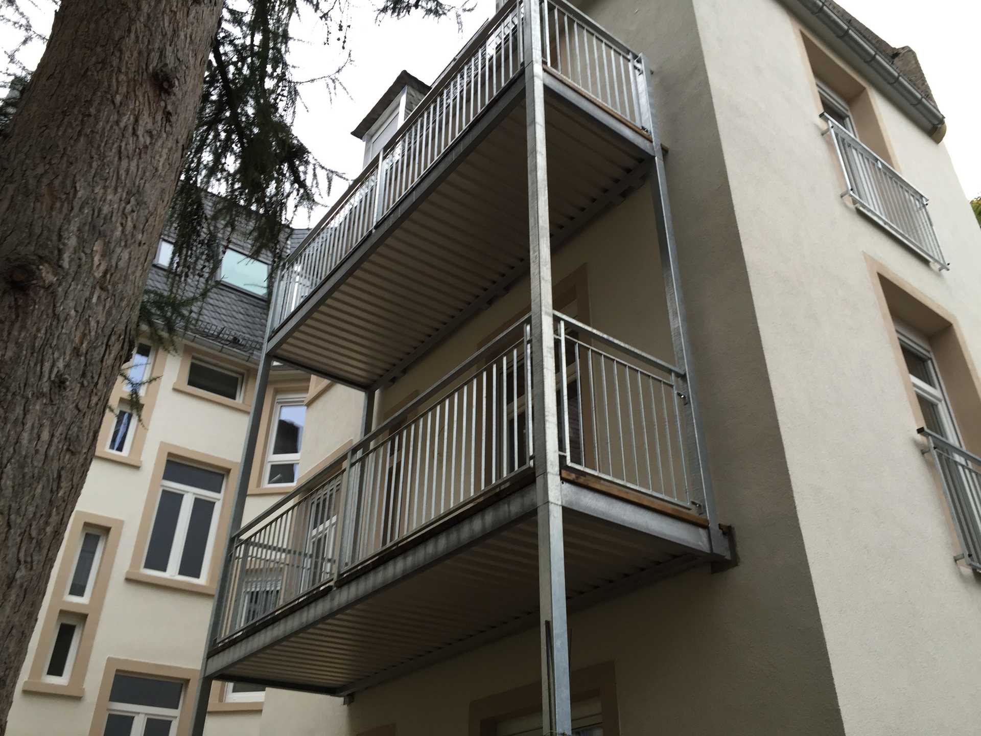 BS056 Neubau von 2 Balkonen