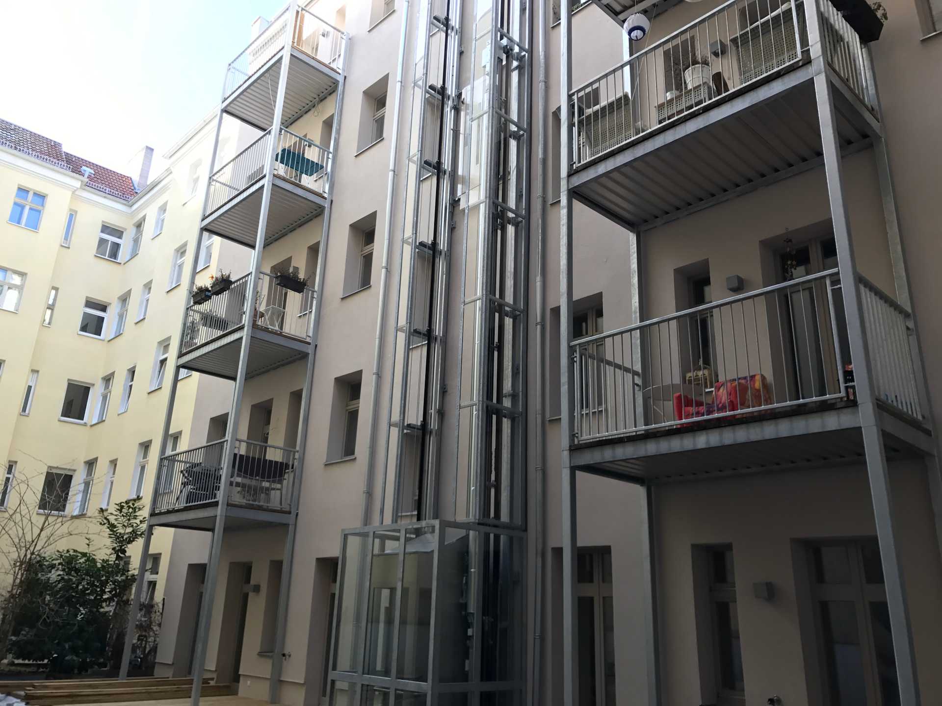 BS003 Neubau von 8 Balkonen